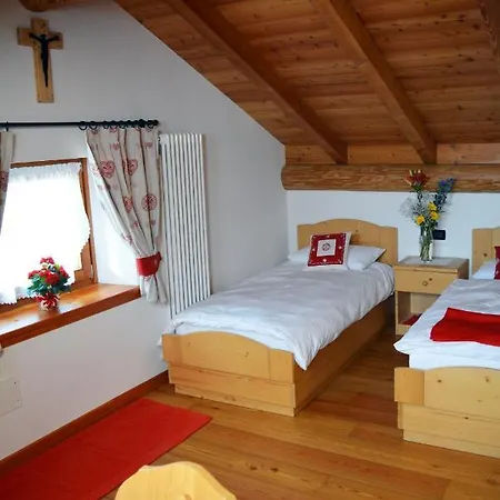 Cozy Apartment Near The Colosseum Central Rome