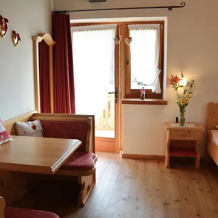 Cozy Apartment Near The Colosseum Central Rome